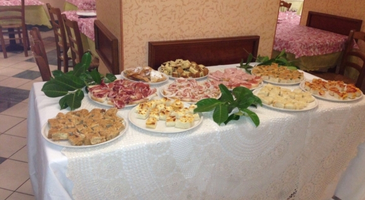 Buffet Foto - Capodanno Cenone Ristorante Tre Gemelle Zavattarello